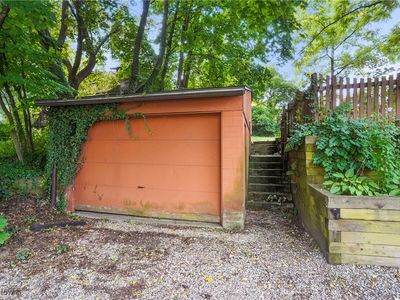 796 Portage Lakes Dr, Akron, OH, 44319