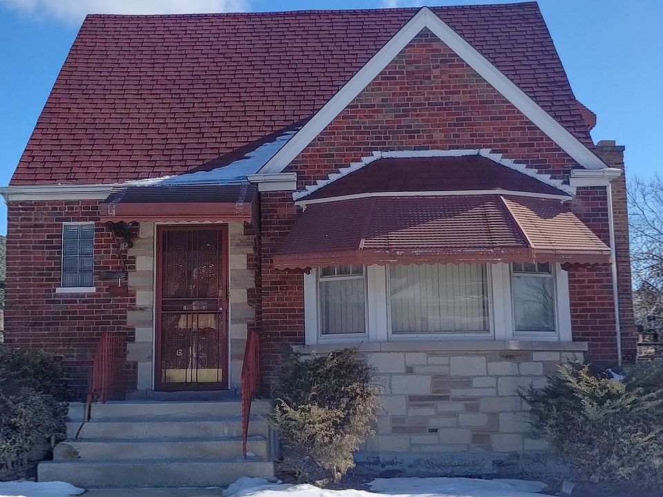 2nd image of 8351 S Dante Ave