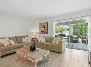 14 Watercolor Way #14, Naples, FL 34113