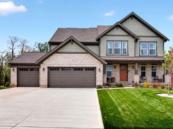 1593 Bur Oak Dr, Bellbrook, OH 45305