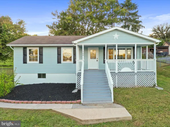 166 Crestview Dr, Romney, WV 26757