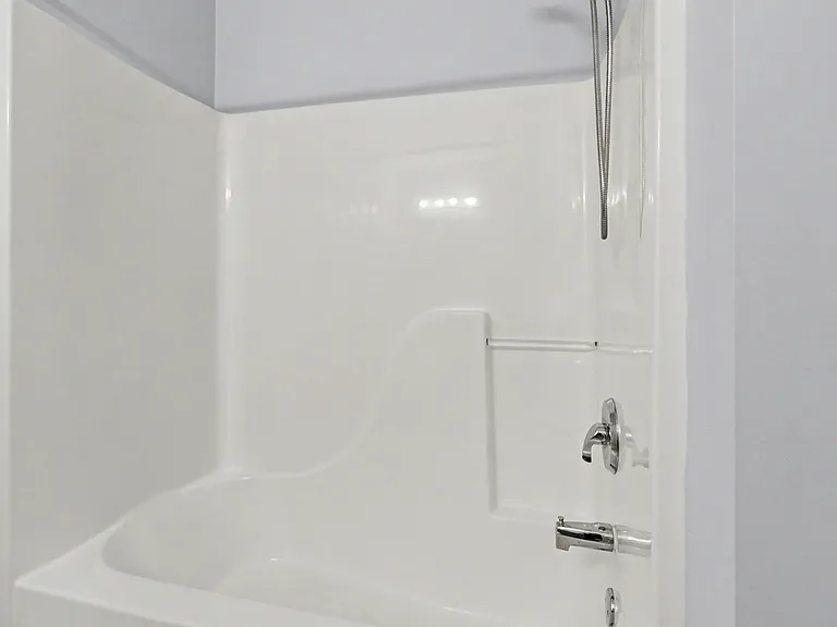 2279 S Main St — Photo 10