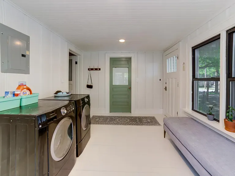 368 S Zunis Ave — Photo 10