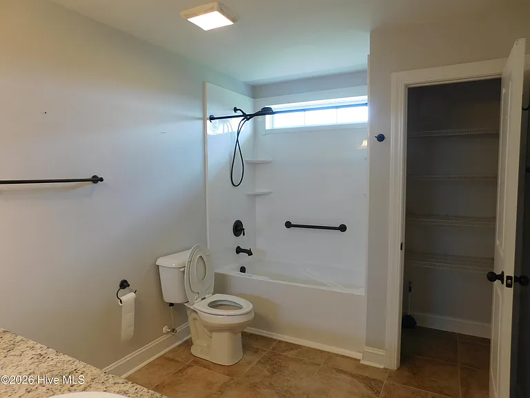 101 Staffordshire Dr #101 — Photo 30