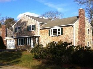 8 Skyline Dr, West Yarmouth, MA 02673