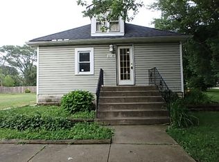 17329 Center Ave, East Hazel Crest, IL 60429