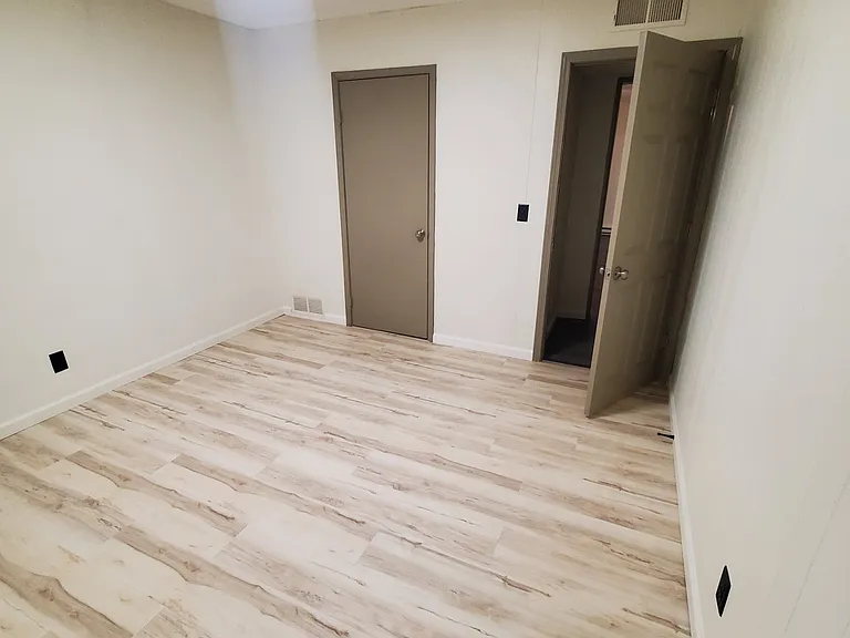 1205 Pine Ave — Photo 4
