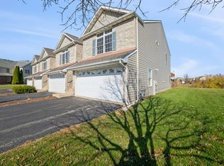 2500 Alpha Ct E, Dekalb, IL 60115