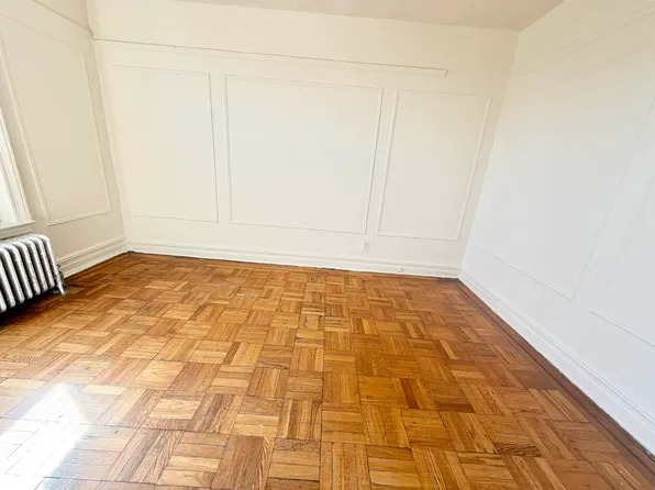 254 East 56th Street image 1 of 5