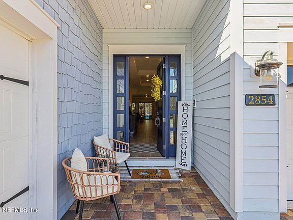 5th image of 2854 MONTILLA Drive