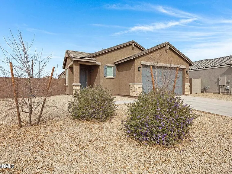 2570 E Corazon Trl — Photo 3