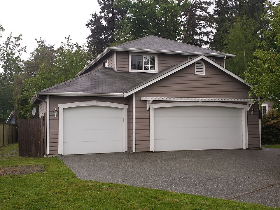 1st image of 26549 Fox Hill Dr N