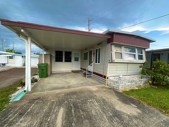 4th image of 20 Poinciana Cir