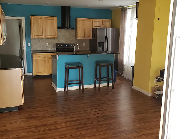 610 N Railroad St #A — Photo 3