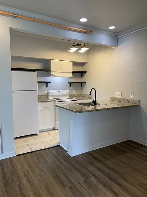 Cottages at Corporate