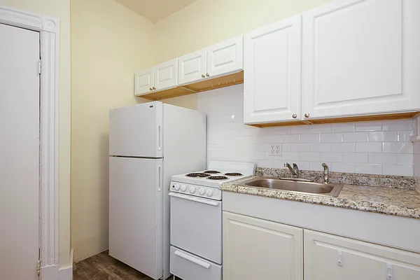 Rented by Corcoran | media 22