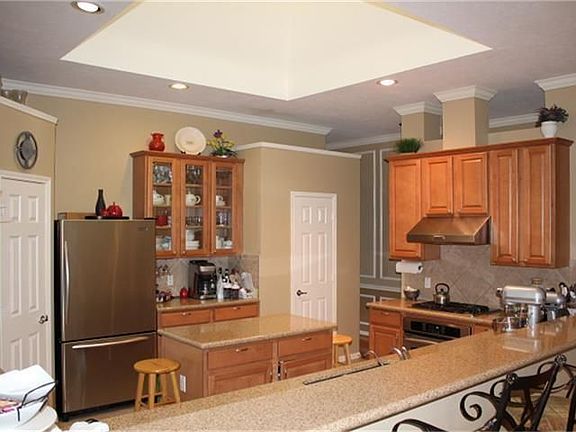 2nd image of 11405 Windy Creek Dr