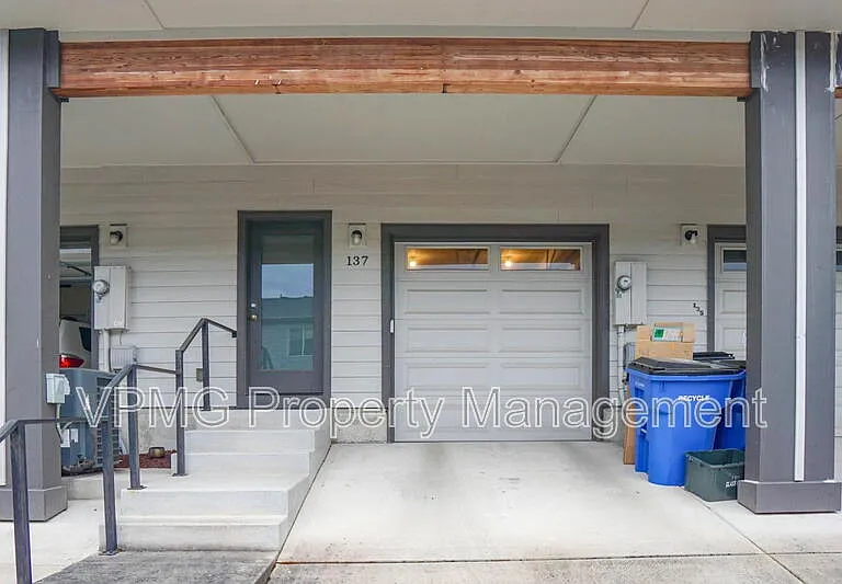 137 N 44th Pl — Photo 28