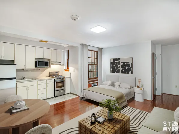 8 Clark Street image 1 of 13