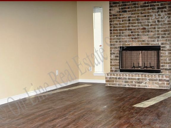 2nd image of 810 San Pedro Dr #C