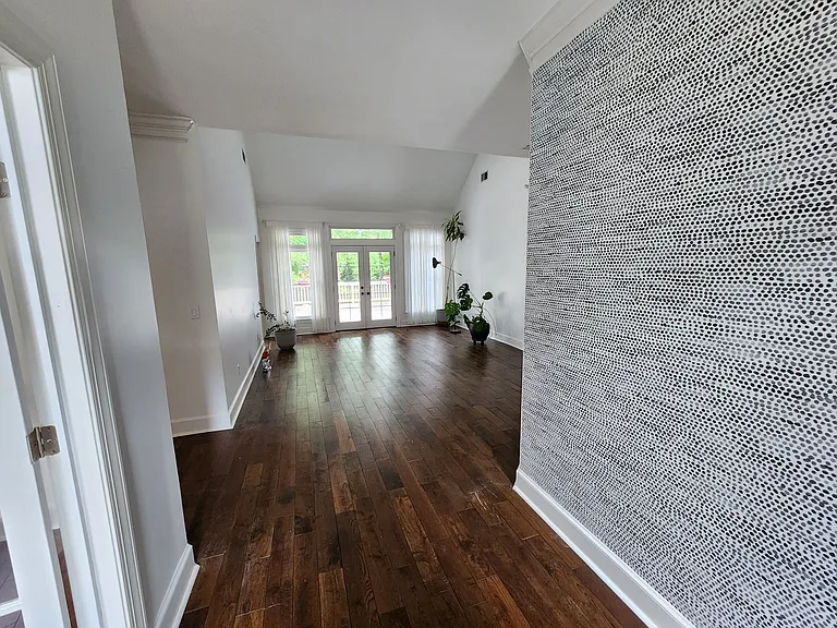 Lobby & Sitting Room