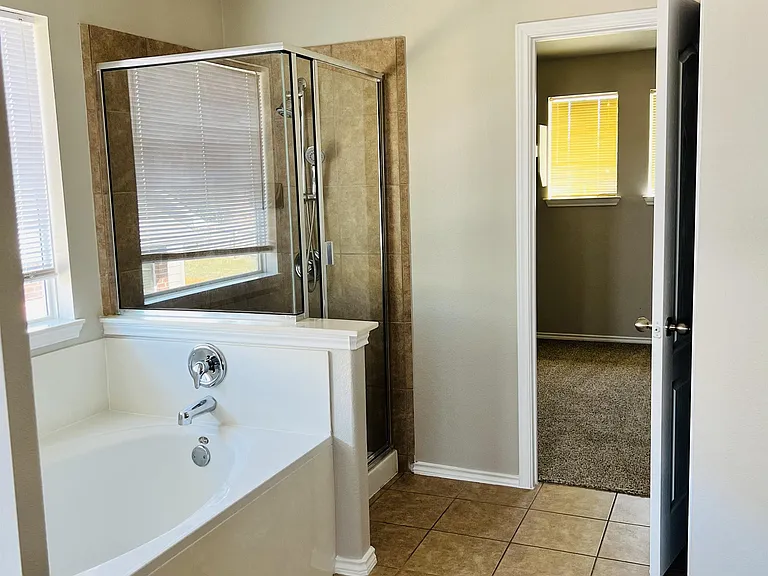 1542 Haynie Bnd — Photo 30