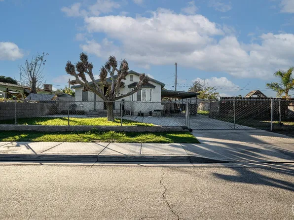 3573 Lotus Ln, Bakersfield, CA 93307