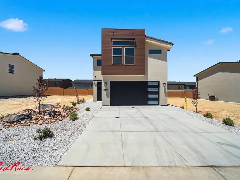 2341 E Siegel Ln — Photo 32