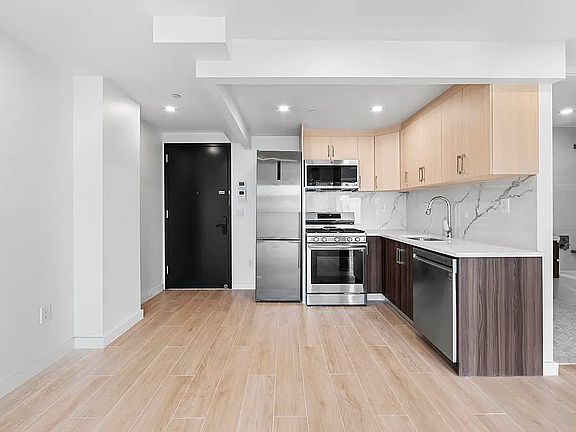 2nd image of 21 Meserole St #206