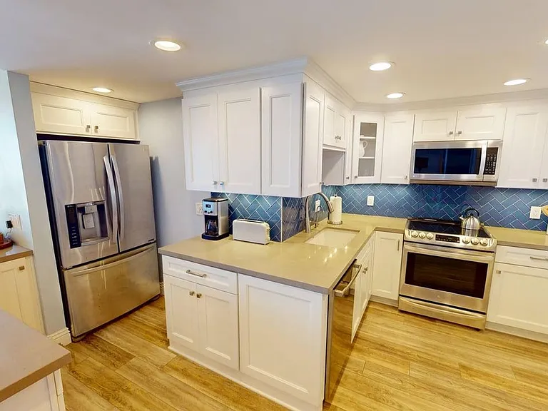 1657 Glorietta Blvd — Photo 5