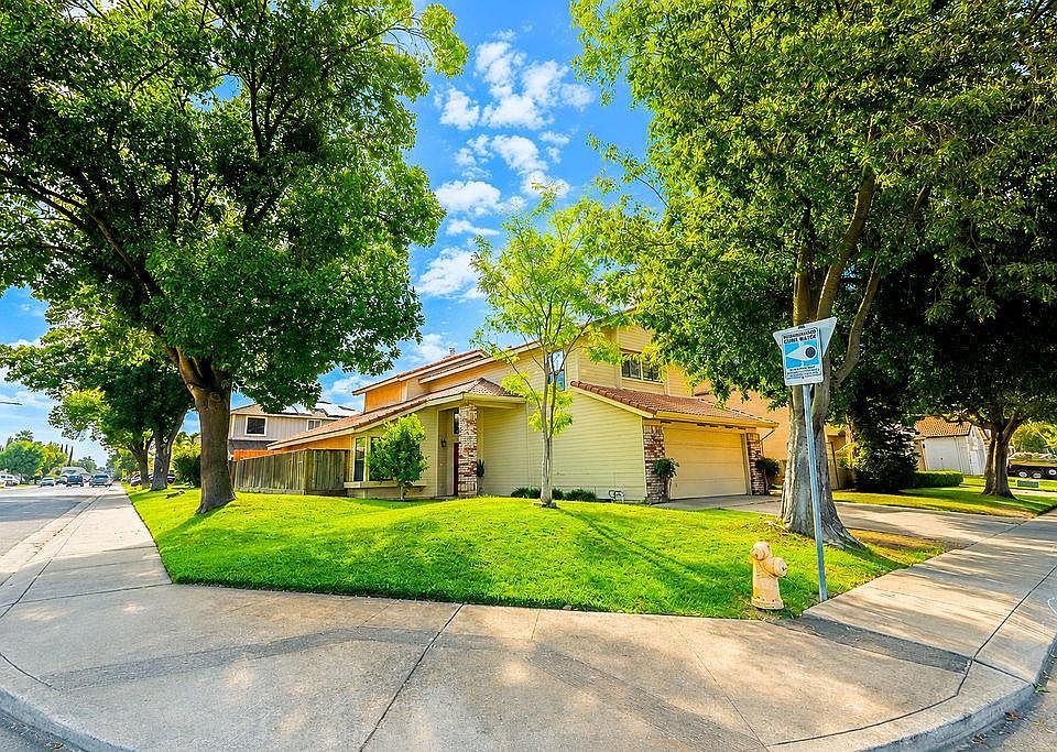 1st image of 1720 Shadewood Dr