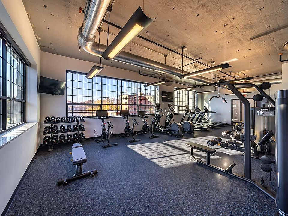 5 Ferry St Easthampton MA Zillow