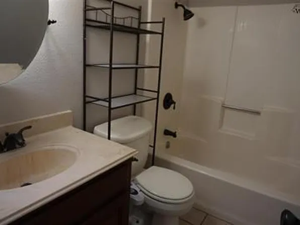 1115 Lisa Ln, Burkburnett, TX 76354