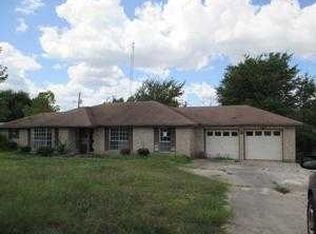 3209 Wood Creek Rd, Brenham, TX 77833
