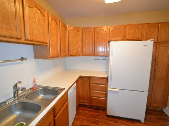 3rd image of 2112 Jefferson Ave