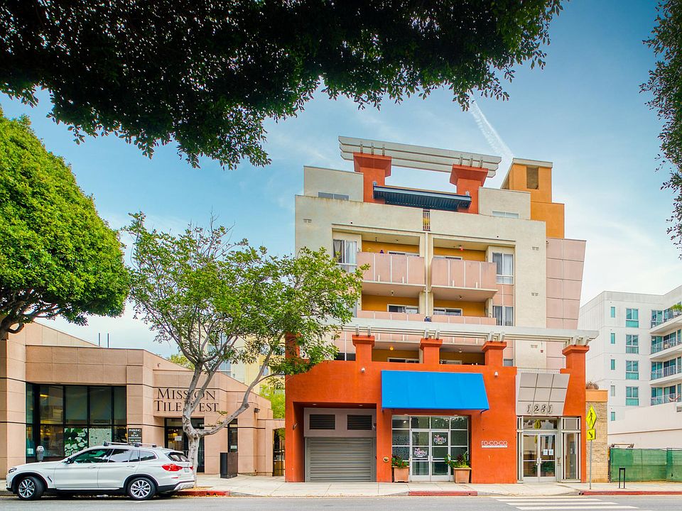 1st image of 1231 5th St #202