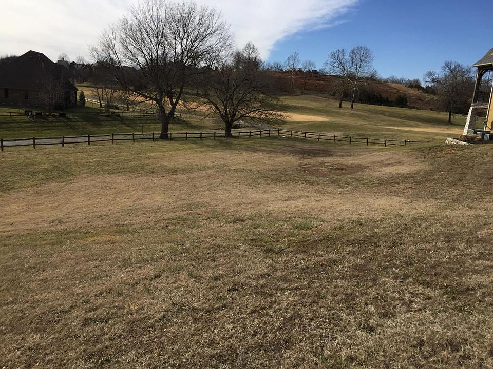 2nd image of 6343 S Riverbend Rd