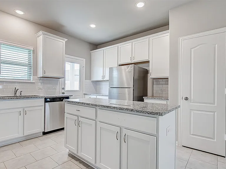 31322 Spotted Saddle Hollow Ln — Photo 12
