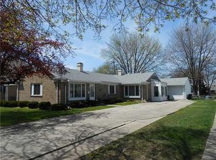 326 S Coy Rd, Oregon, OH 43616