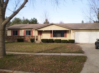 1147 Springview Dr, Flushing, MI 48433