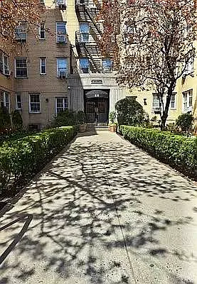 Rented by Voro Purple LLC | media 6