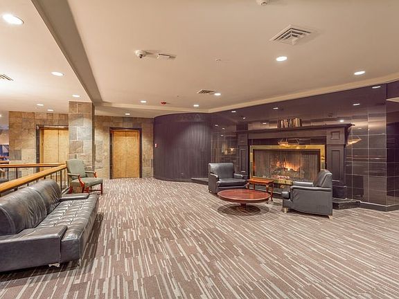 4th image of 515 W Sprague Ave APT 515