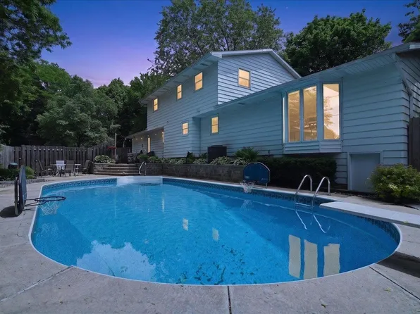 6602 Montclair Ln, Madison, WI 53711
