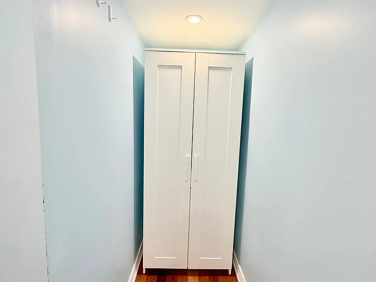 169 McGill St — Photo 7