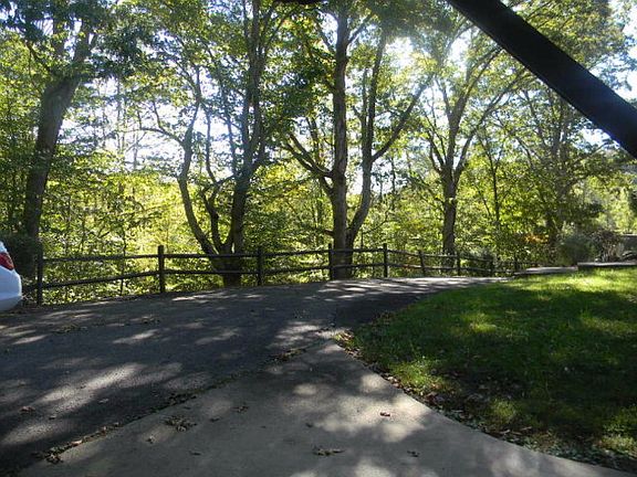 3rd image of 105 Jc Estates Dr