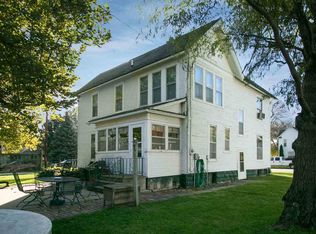432 E Jefferson St, Washington, IA 52353