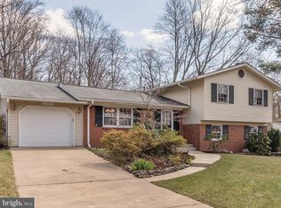 10236 Fox Ln, Fairfax, VA 22030