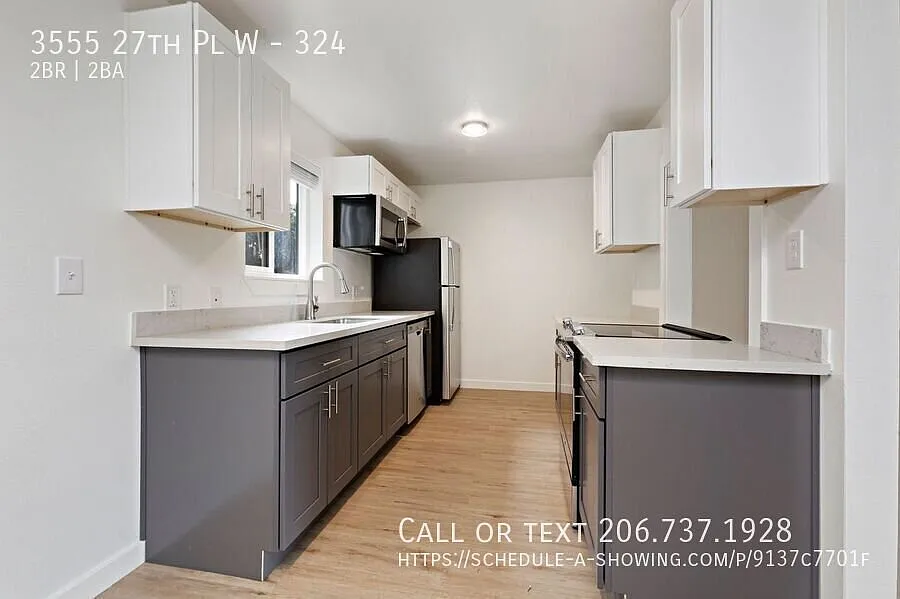 Massive 2-Bedroom Apartment with a Water View in the Heart of Magnolia — Photo 4