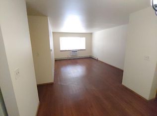 3533 N 76th St #8, Milwaukee, WI 53222