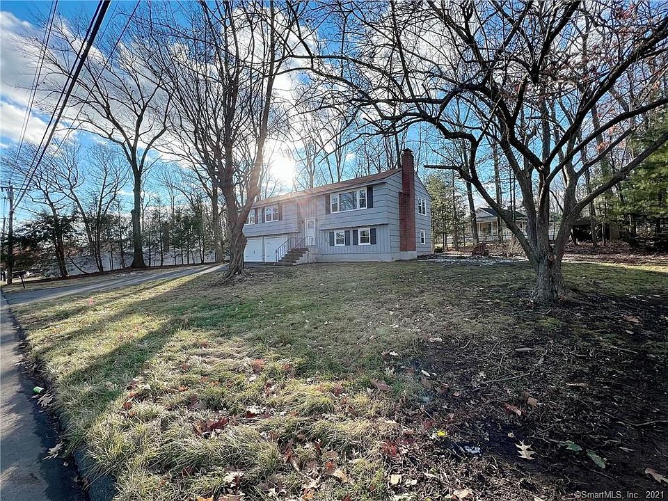 1st image of 85 Illinois Ave